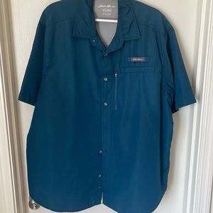 Like New Men’s Eddie Bauer Shirt